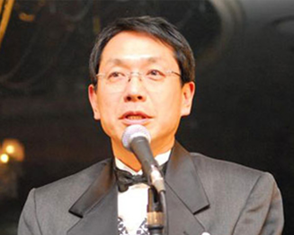 アンドモア株式会社 代表取締役 本郷 滋